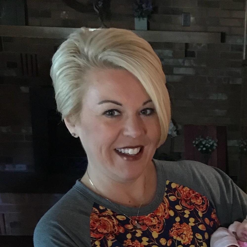 Meet your Posher, Dena